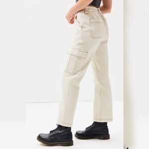 Women’s Pacsun Cream Cargo Pants